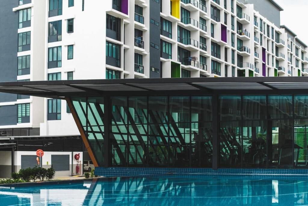 Lovely Vivacity Jazz Suite 2 Cozy Condo 2 Card Lv6 Kuching Eksteriør billede